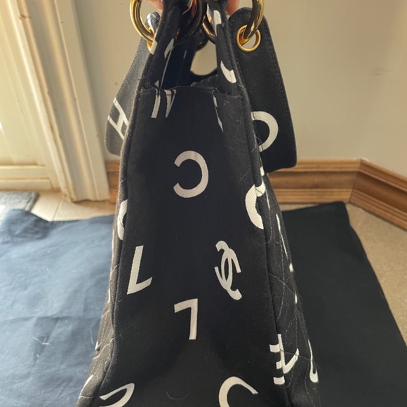 SOLD Chanel 1997 Canvas Letters Logo Tote - Picture 4 of 16